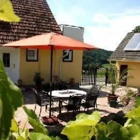 Gemuetliches In Trautmannsdorf In Oststeiermark Mit Garten, Terrasse Und Grill